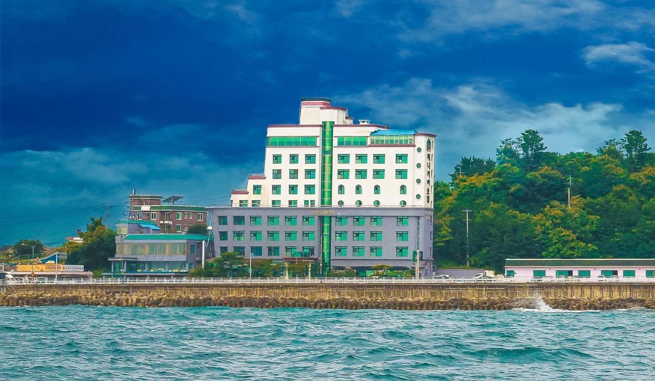 Benikea Hotel Mountain & Ocean Daepohang Sokcho Exterior foto