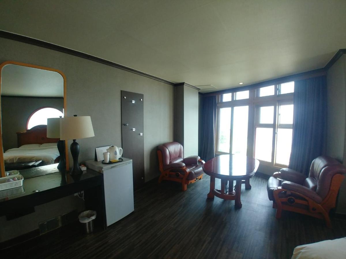 Benikea Hotel Mountain & Ocean Daepohang Sokcho Exterior foto